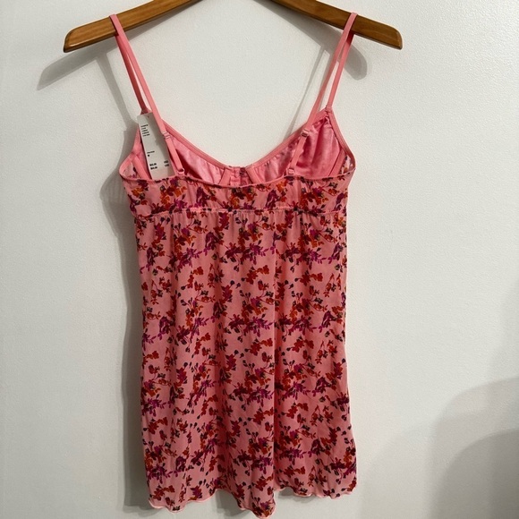 NWT Out From Under Carly Girl Crush Longline Flyaway Cami size medium - Picture 6 of 16
